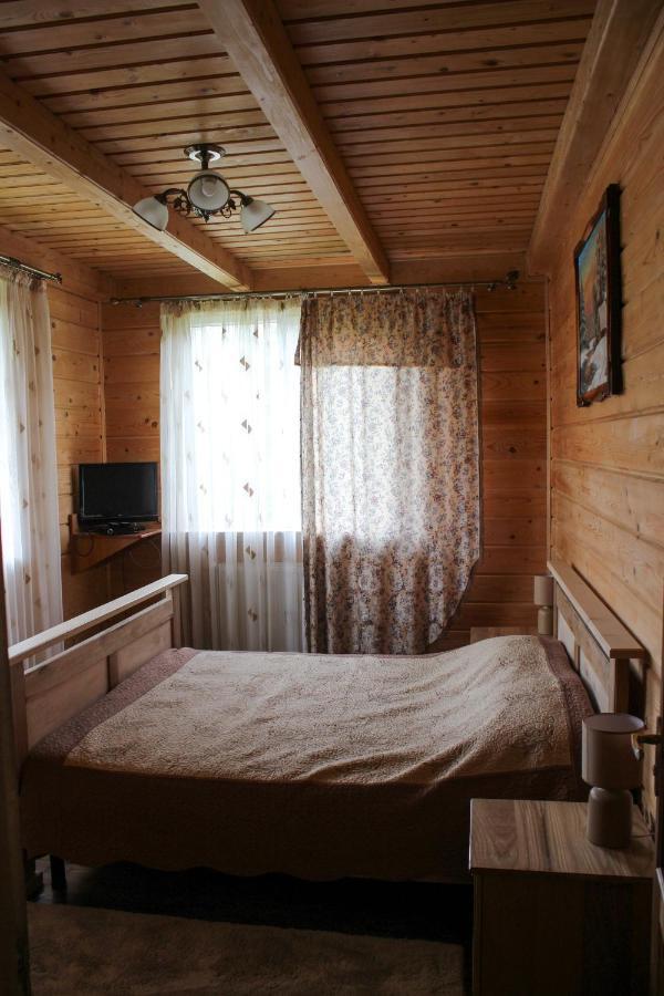 Вилла Чорногірський Вітер Верховина Экстерьер фото